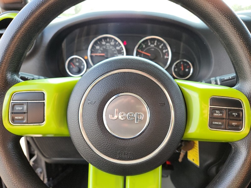 2017 Jeep Wrangler Unlimited Sport photo 21