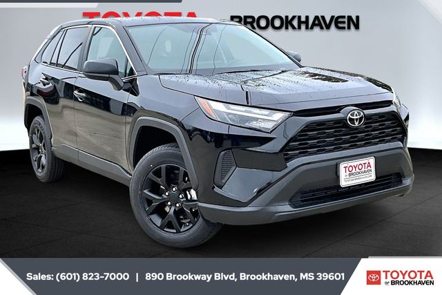 2025 Toyota RAV4 LE's photo