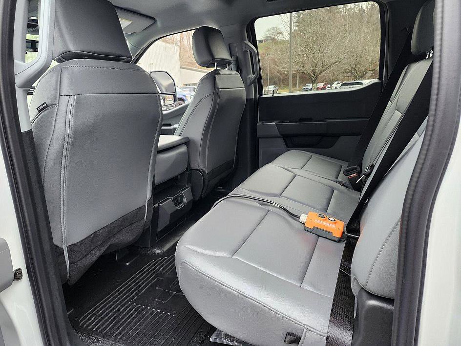2024 Ford F-550 XL photo 2