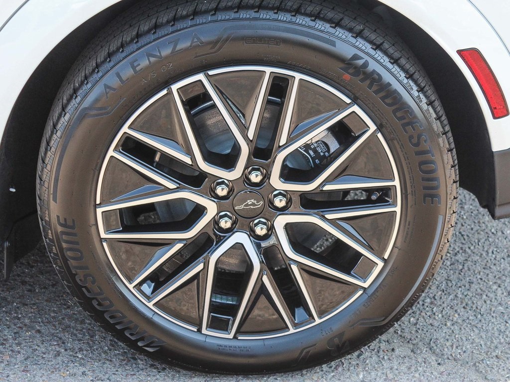 2025 Ford Mustang Mach-E Premium photo 7