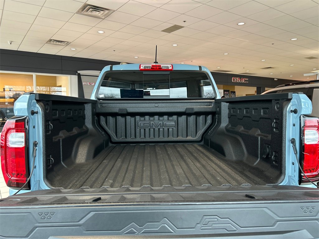 2026 GMC CANYON - Image 35