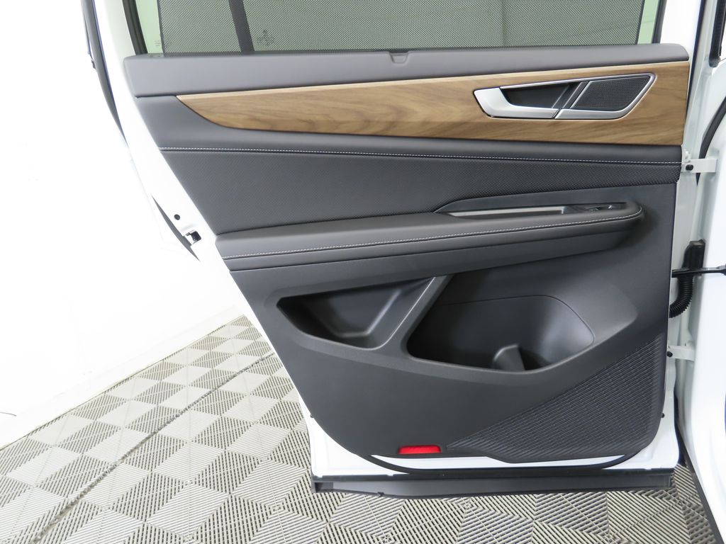 2026 Volkswagen Atlas SE Technology photo 26