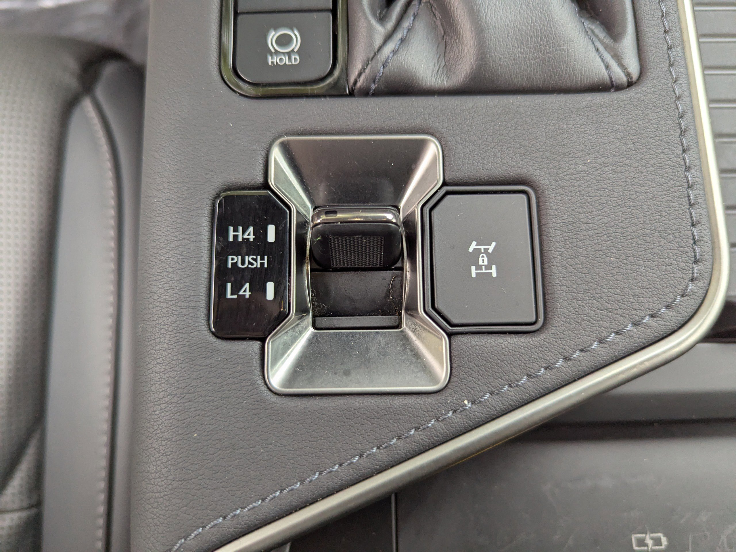 2024 Lexus GX 550 Luxury photo 30