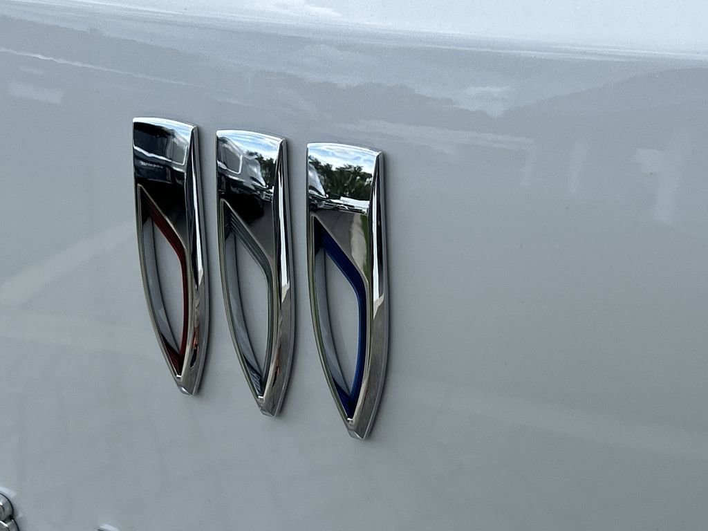 2026 Buick Encore GX Avenir photo 10