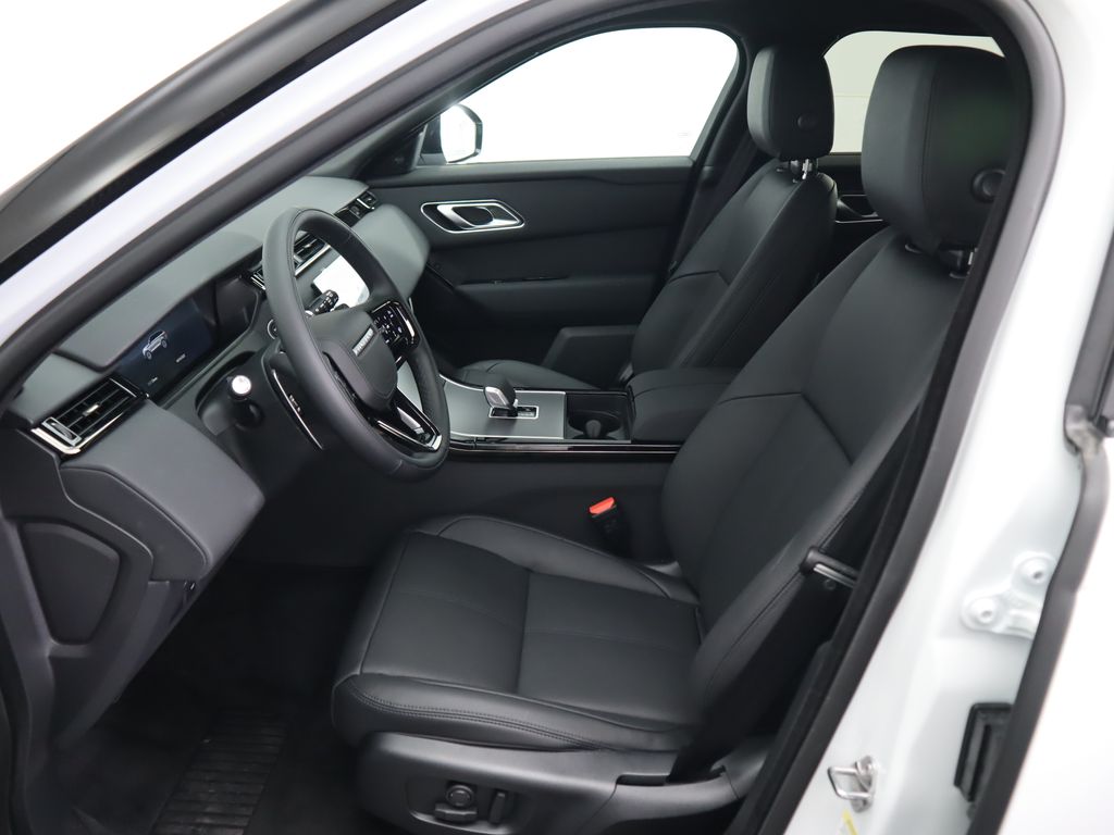 2026 Land Rover Range Rover Velar S photo 17
