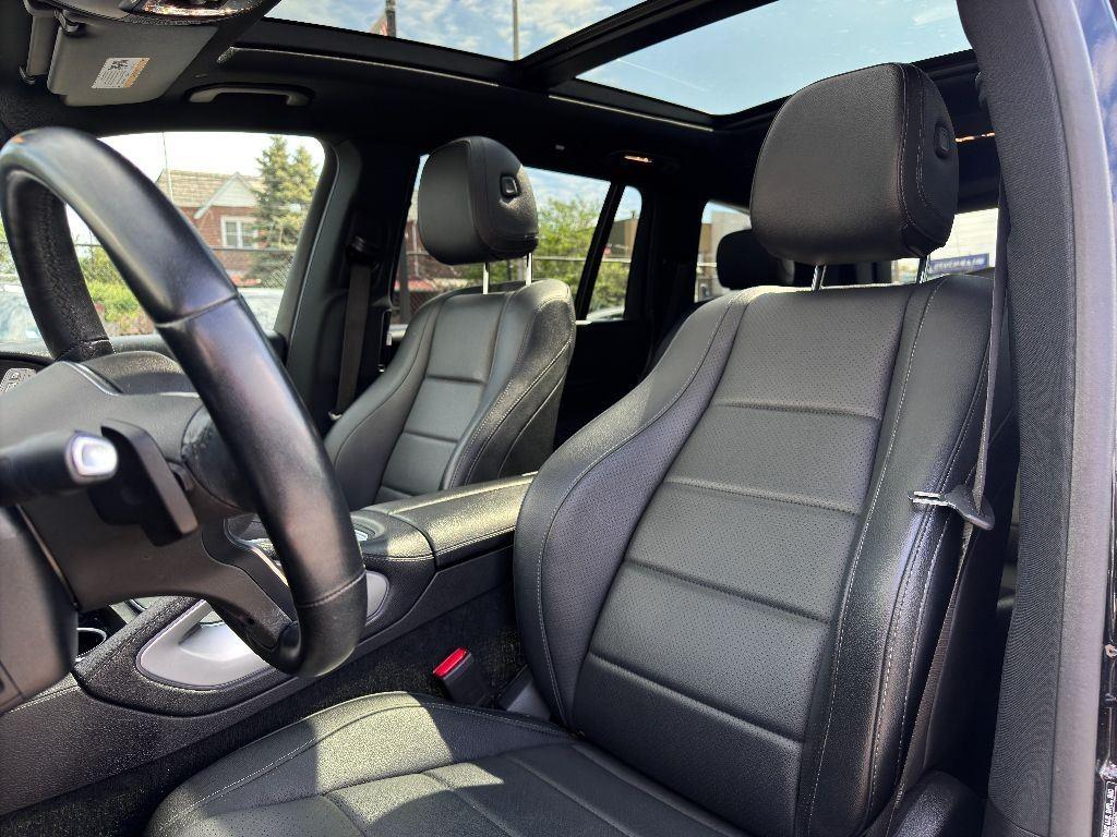 2021 Mercedes Benz GLS 450 4MATIC photo 18