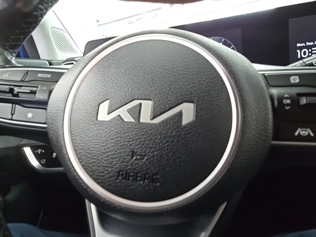2023 Kia Sportage photo 30