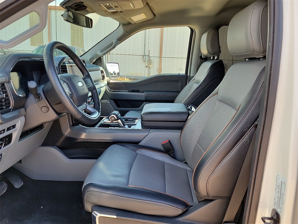 2024 Ford F-150 Lariat photo 18