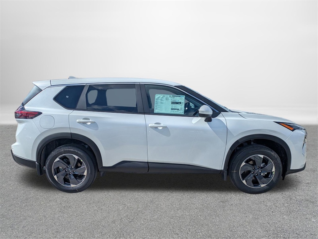 2025 Nissan Rogue SV photo 2