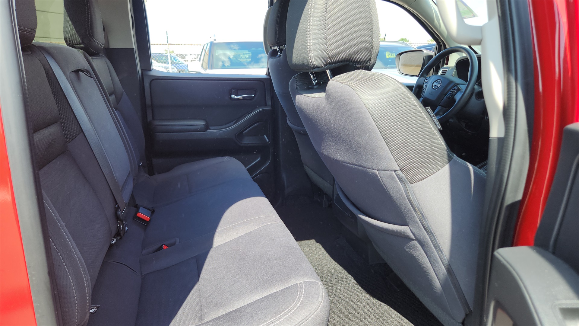 2022 Nissan Frontier SV photo 20