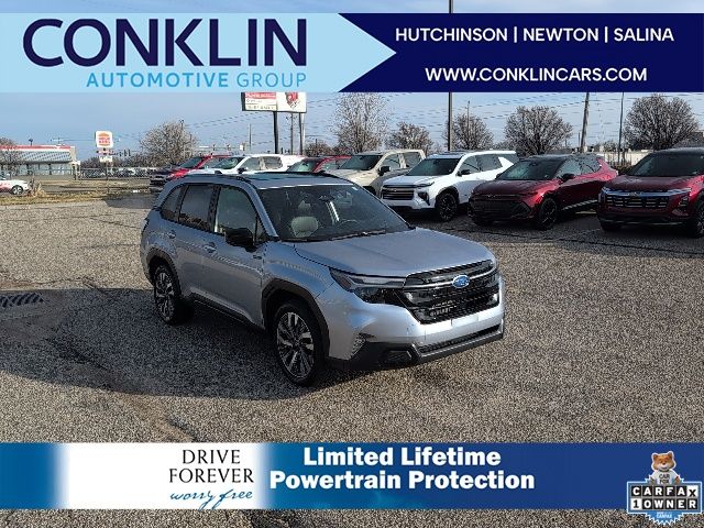 2025 Subaru Forester Touring's photo