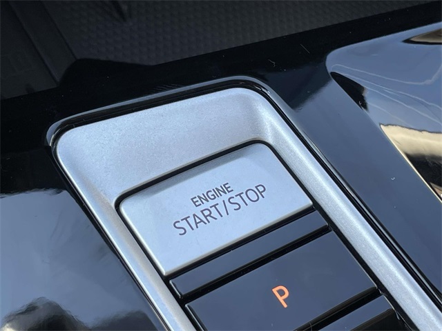 2026 Volkswagen Atlas SE Technology photo 26