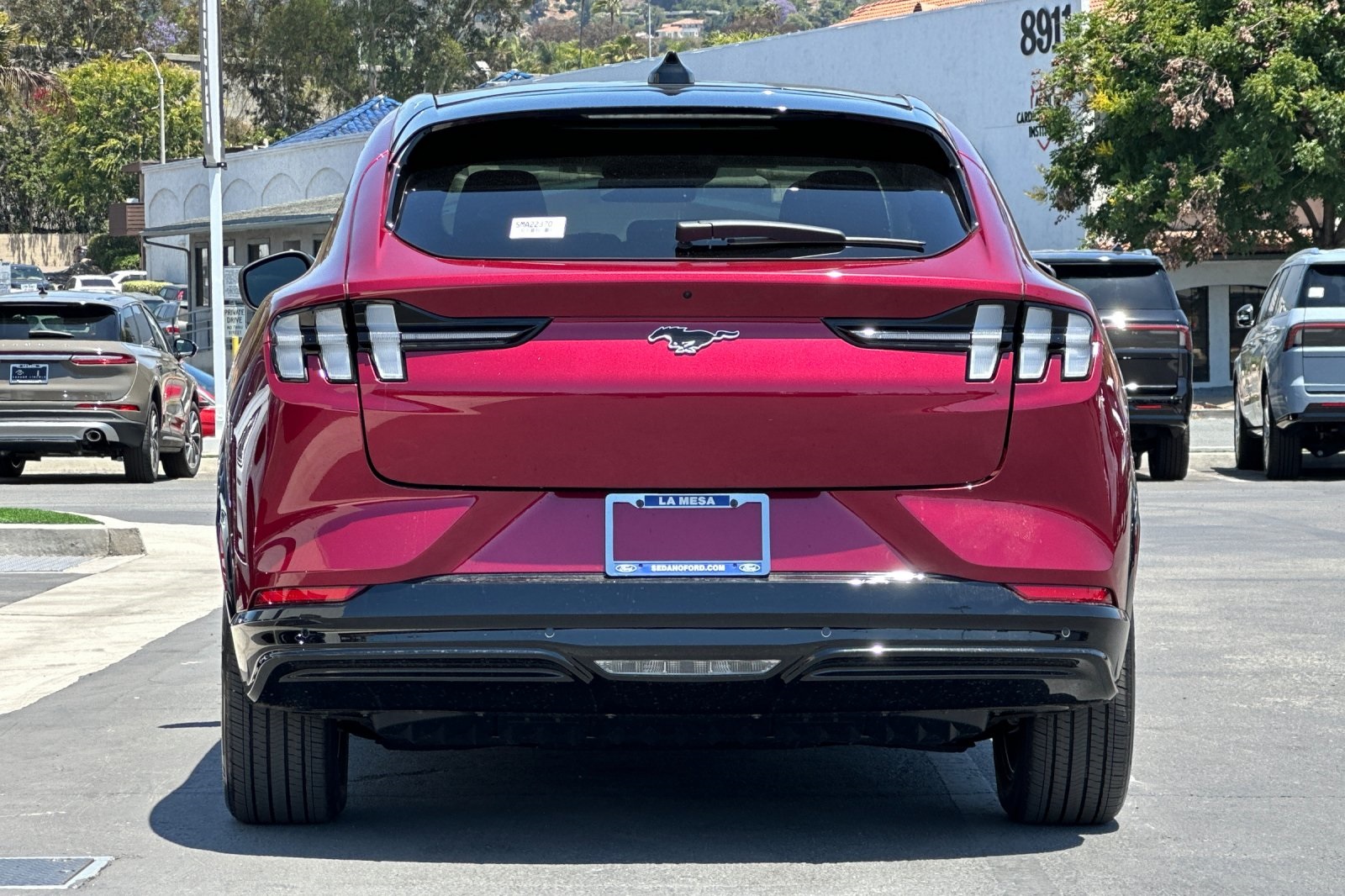 2025 Ford Mustang Mach-E Premium photo 3