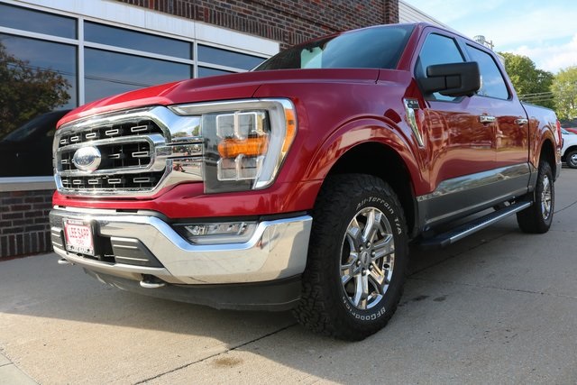 2021 Ford F-150 XLT photo 3