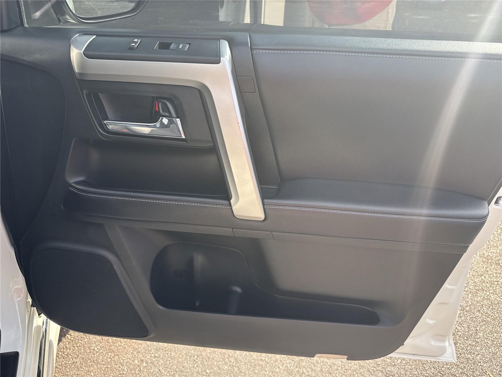 2018 Toyota 4Runner Limited photo 19