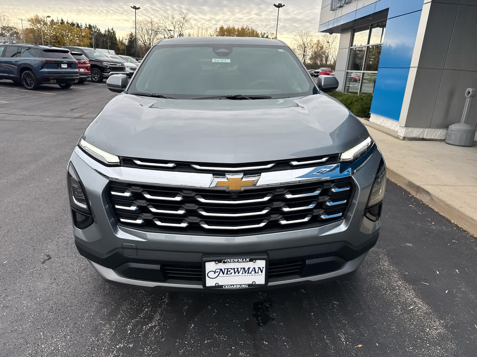 2026 Chevrolet Equinox LT photo 2