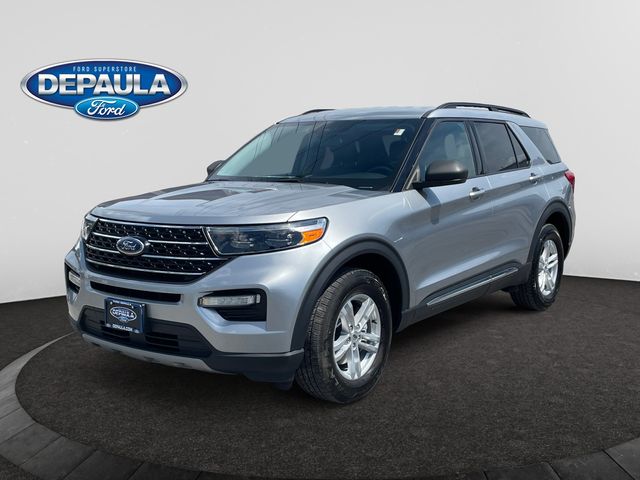 Certified Used 2021 Silver Ford XLT image 1