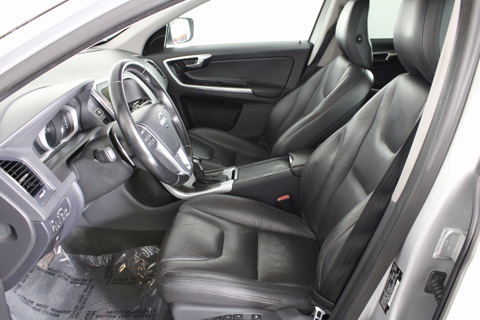 2014 Volvo XC60 T6 photo 8