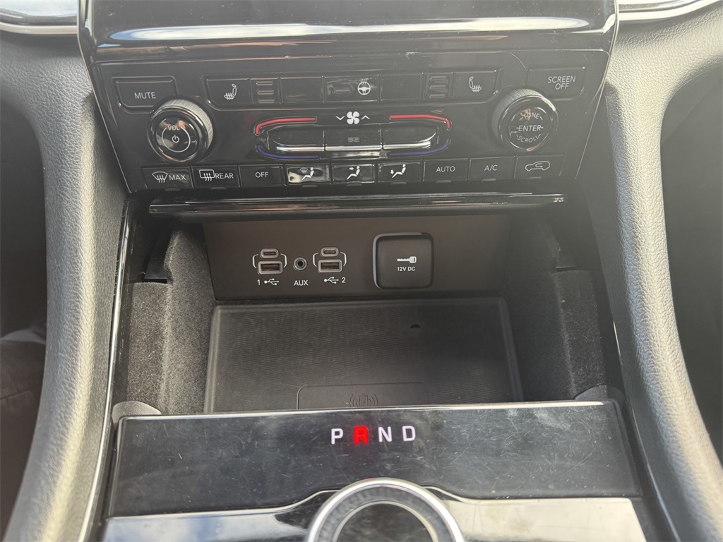 2021 Jeep Grand Cherokee Laredo photo 28