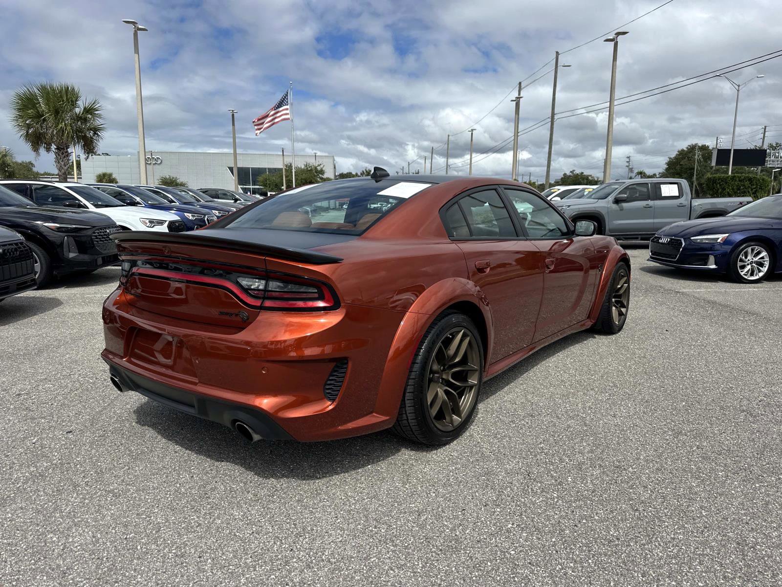 2020 Dodge Charger SRT8 Hellcat Widebody photo 4