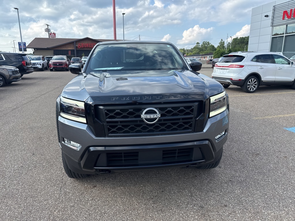 2023 Nissan Frontier SV photo 4