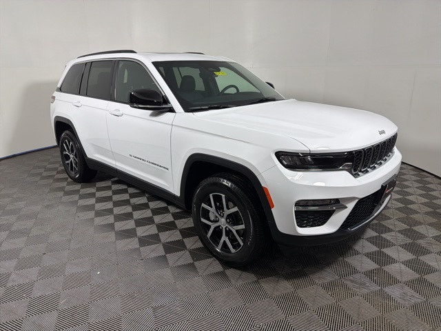 2025 Jeep Grand Cherokee Limited's photo