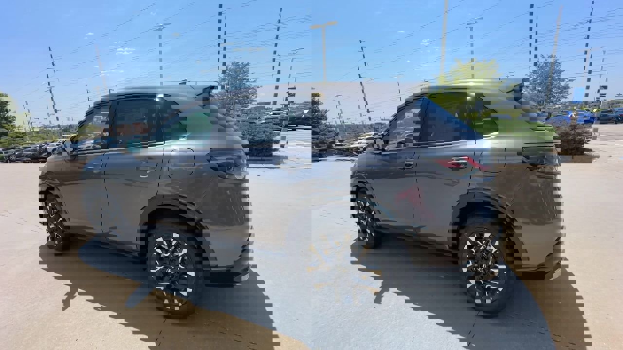 2026 Honda HR-V EX-L photo 6