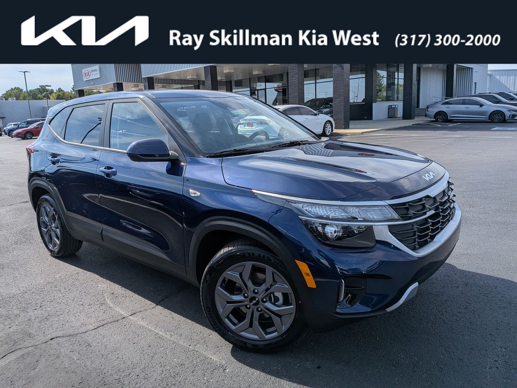 2026 Kia Seltos LX's photo