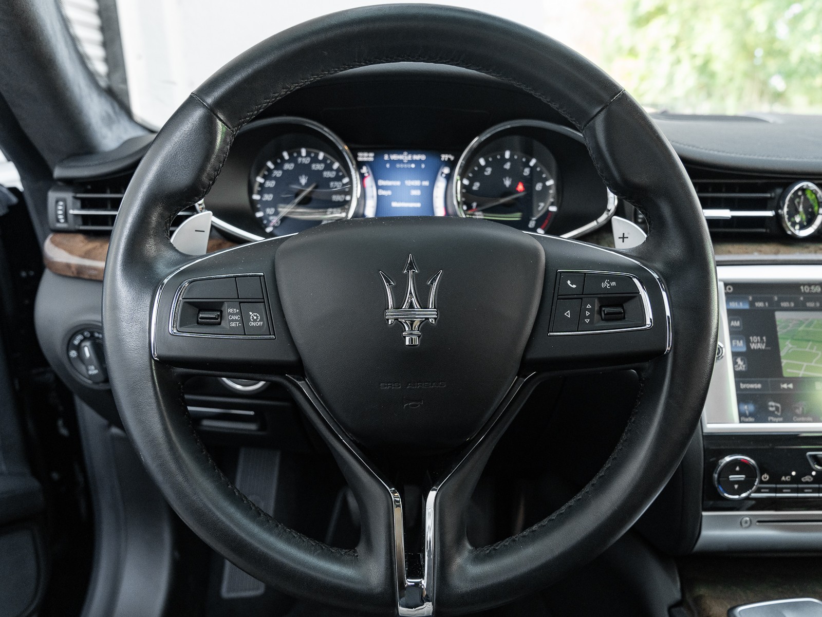 2014 Maserati Quattroporte GTS photo 24