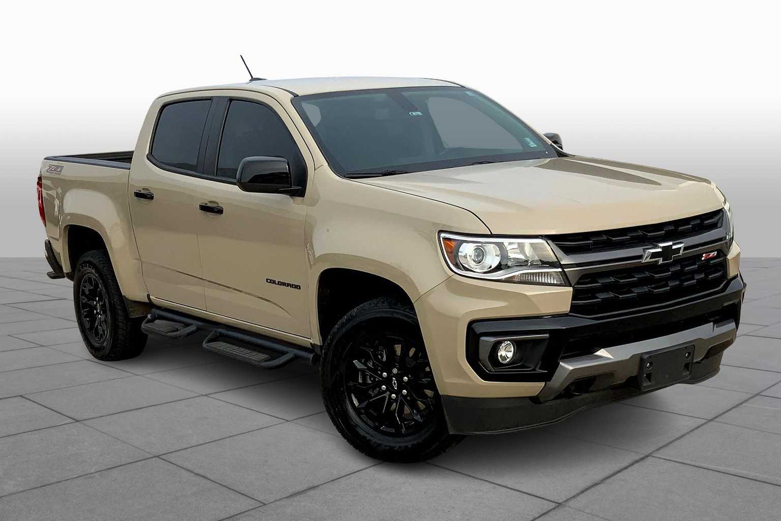 2021 Chevrolet Colorado Z71 photo 2