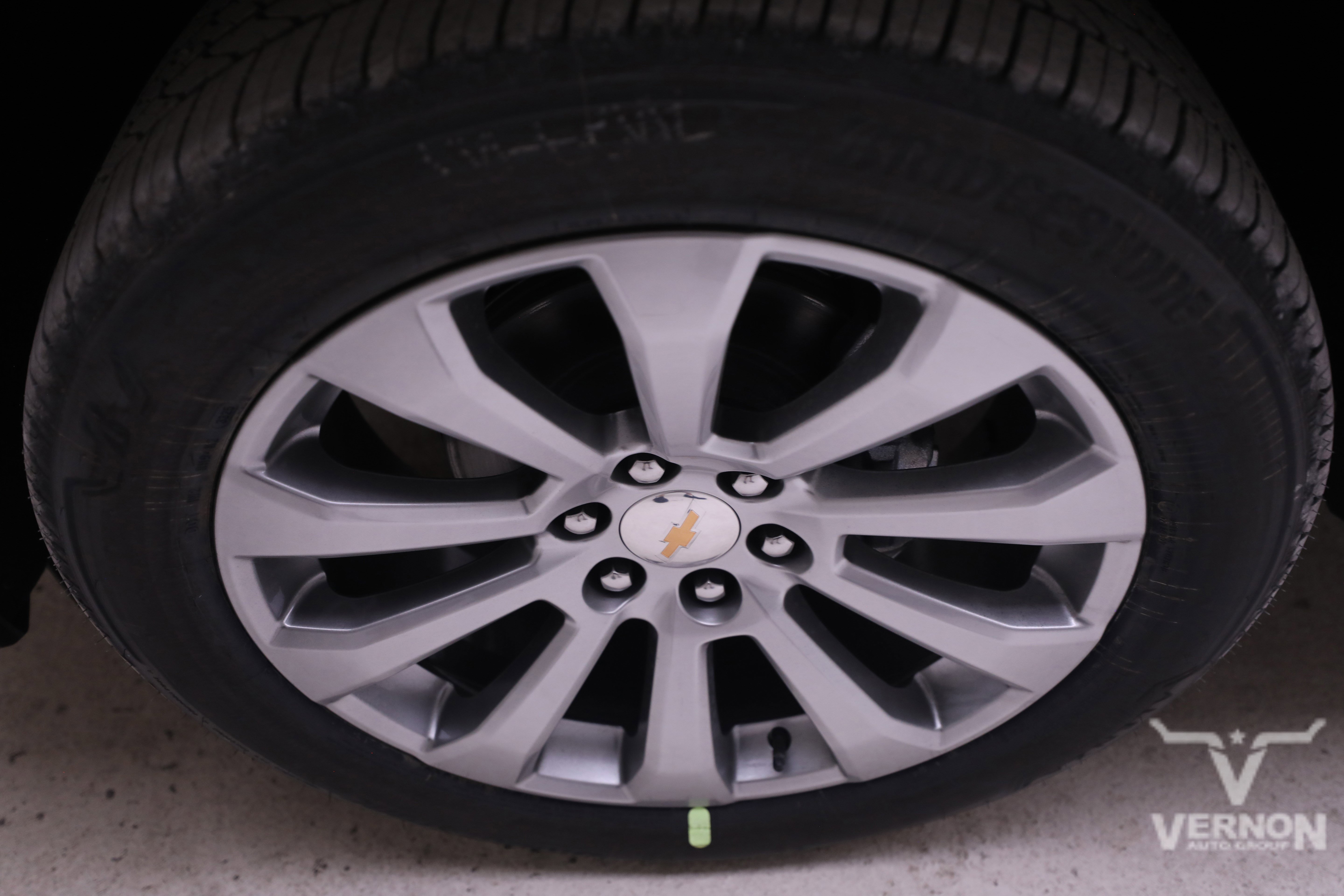 2026 Chevrolet Tahoe Premier photo 2