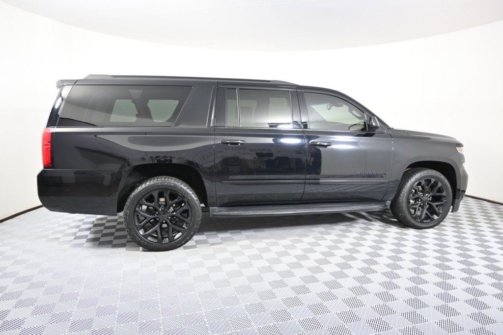 2019 Chevrolet Suburban Premier photo 6