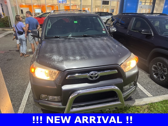 2010 Toyota 4Runner Limited photo 2