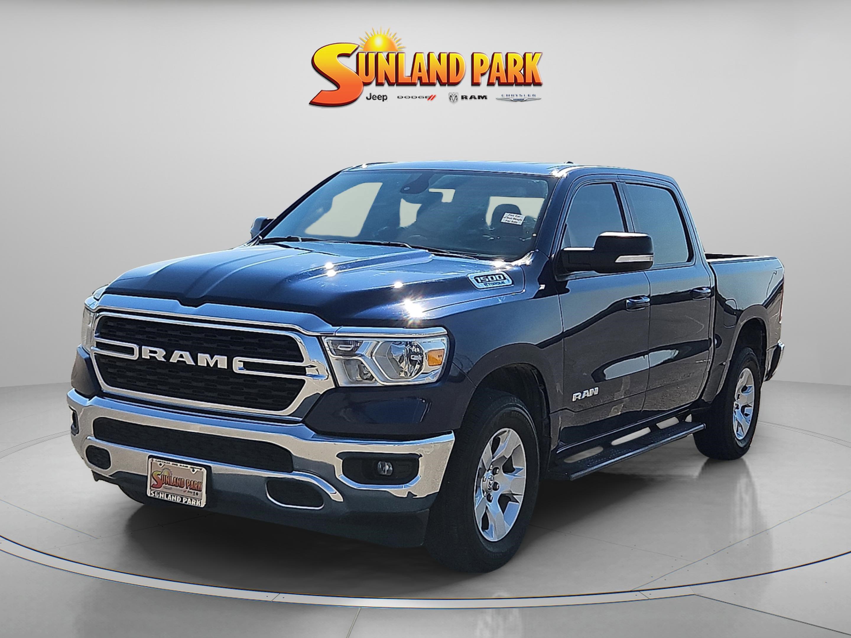 2022 Ram 1500 photo 2