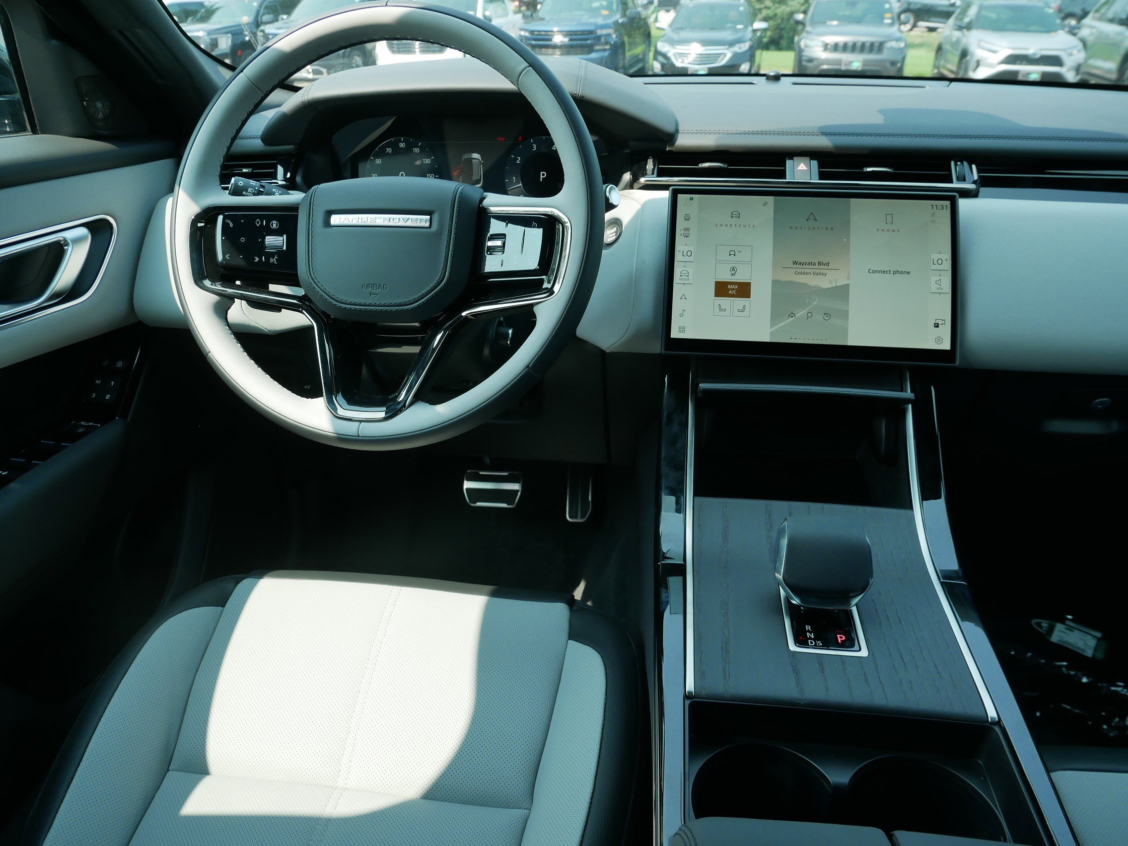 2026 Land Rover Range Rover Velar S photo 16