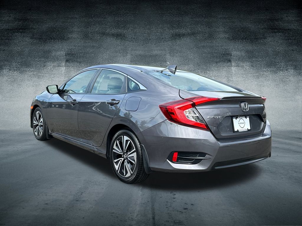 2018 Honda Civic EX-T photo 2