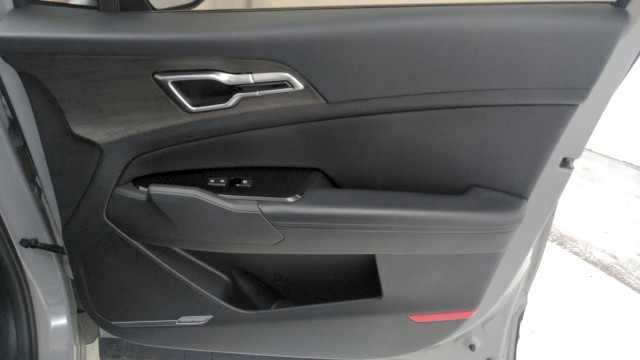 Used 2024 Wolf Gray/Ebony Black Roof Kia X-Pro image 28