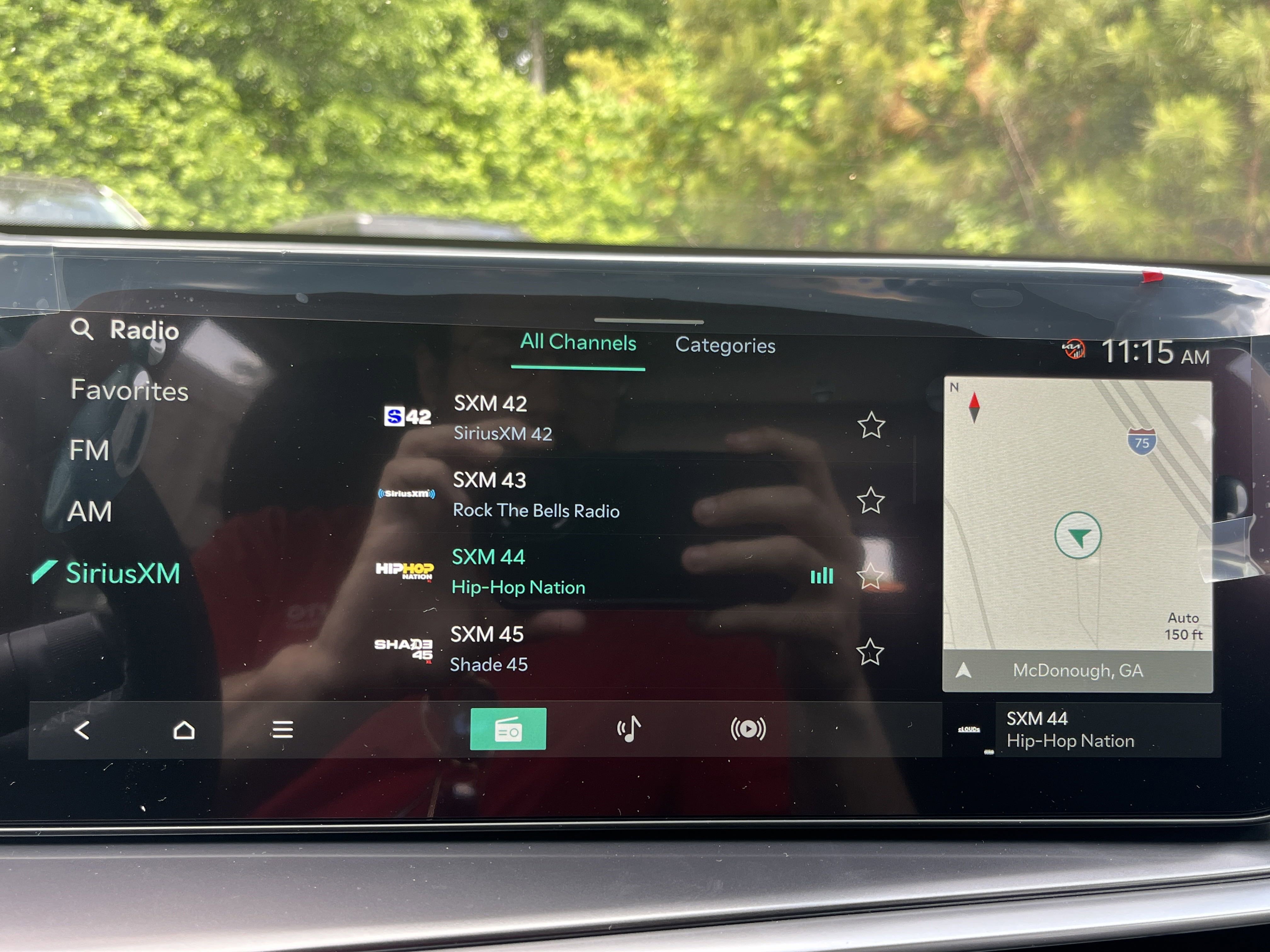 2025 Kia Sorento S photo 3