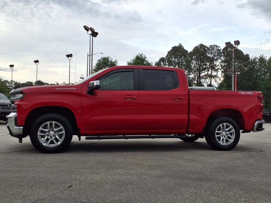 2022 Chevrolet Silverado 1500 LT photo 5