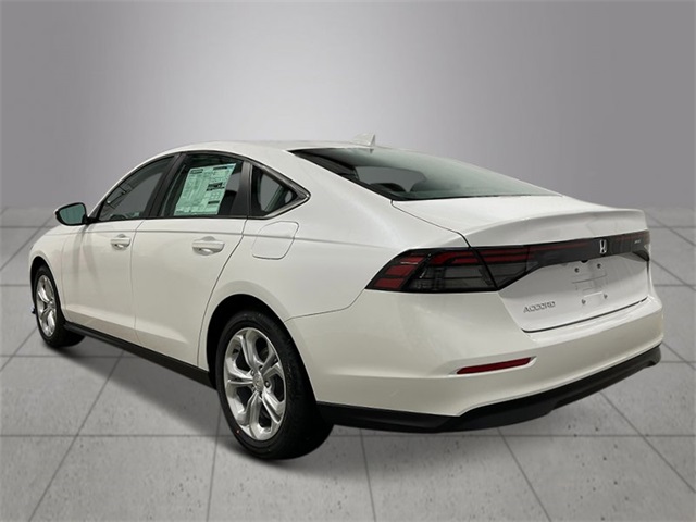 2025 Honda Accord LX photo 3