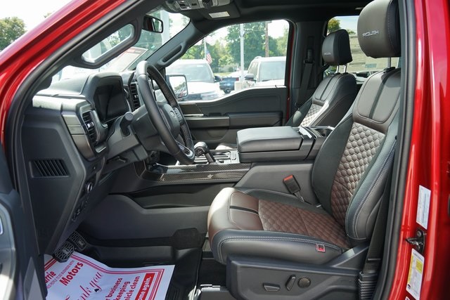 2025 FORD F-150 - Image 32