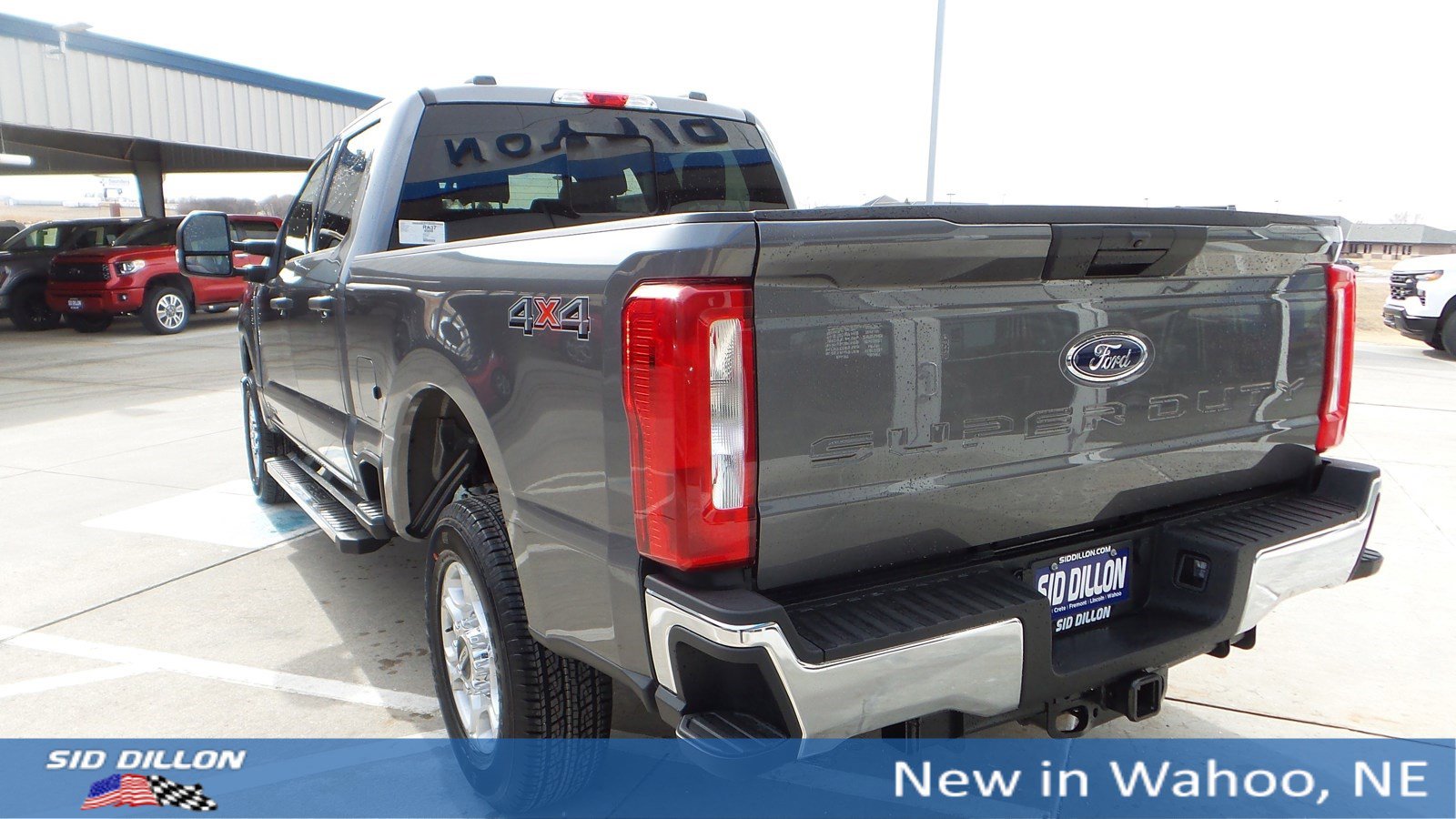 2025 Ford F-250 XLT photo 3