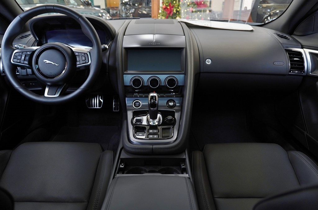 2024 JAGUAR F-TYPE - Image 6