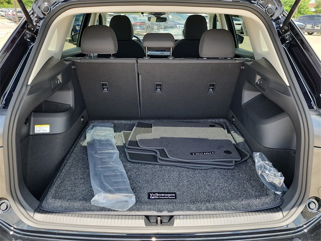 2025 Volkswagen Tiguan S photo 4