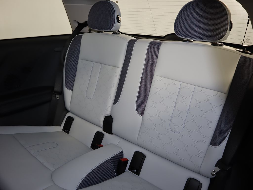 2025 Mini Cooper Signature photo 22