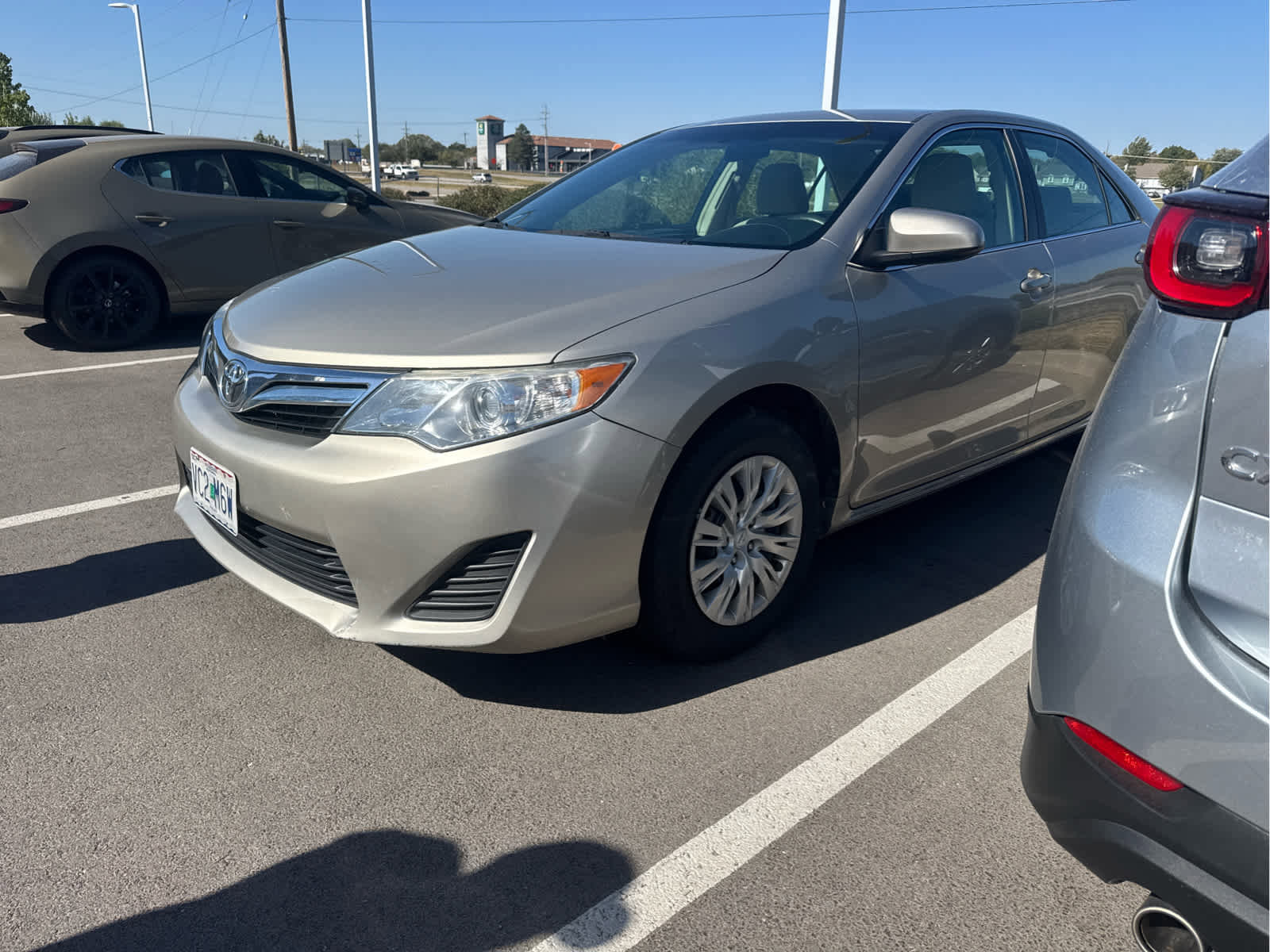 Used 2013 Toyota Camry LE with VIN 4T4BF1FK9DR333254 for sale in Kansas City