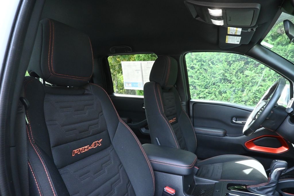 2023 Nissan Frontier PRO-4X photo 30