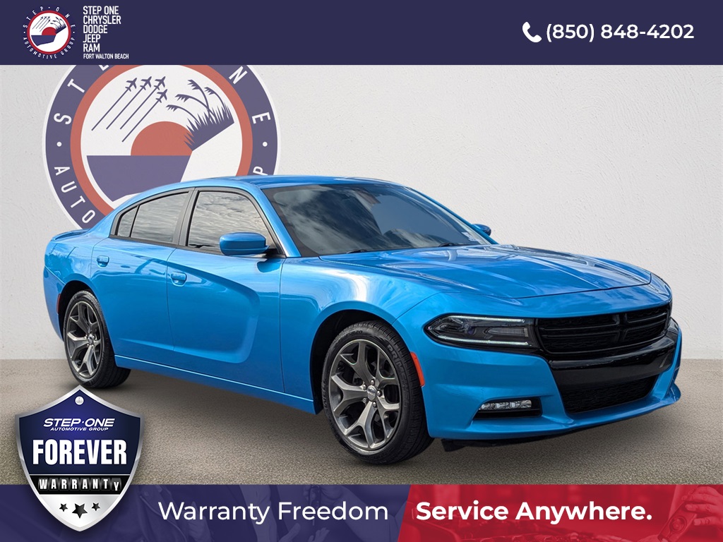 2016 Dodge Charger SXT's photo