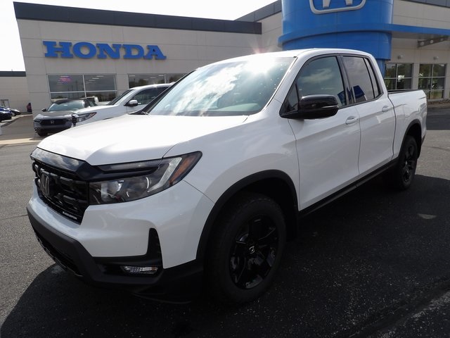 2026 Honda Ridgeline Black Edition photo 3
