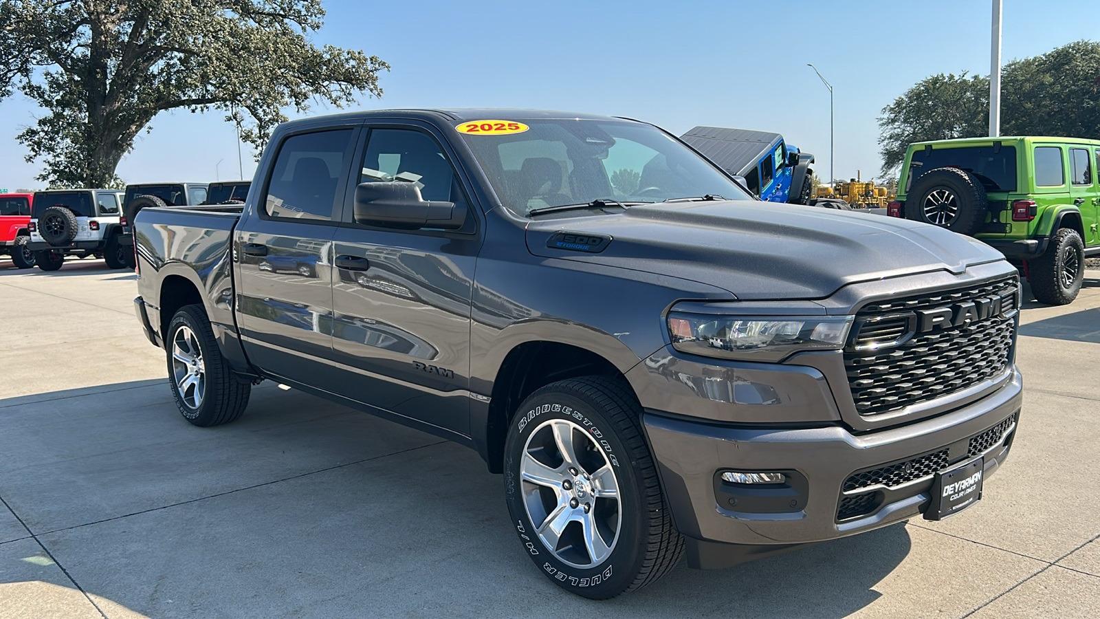 2025 RAM Ram 1500 Pickup Tradesman's photo